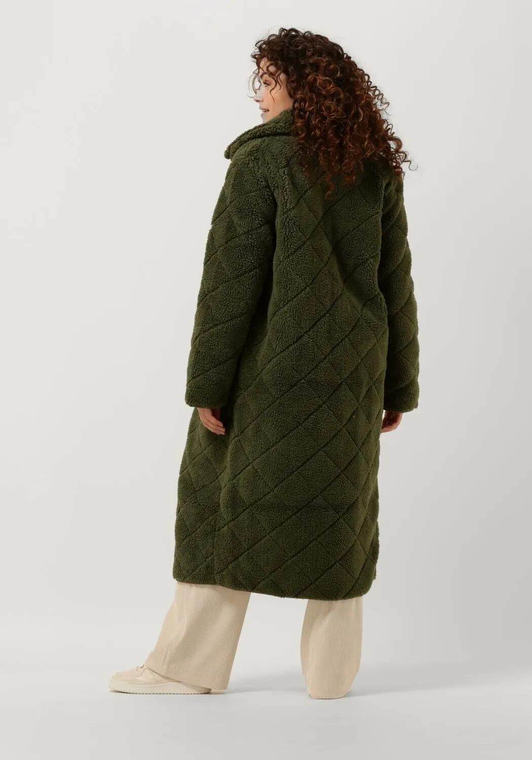 another label manteau teddy danae coat en vert