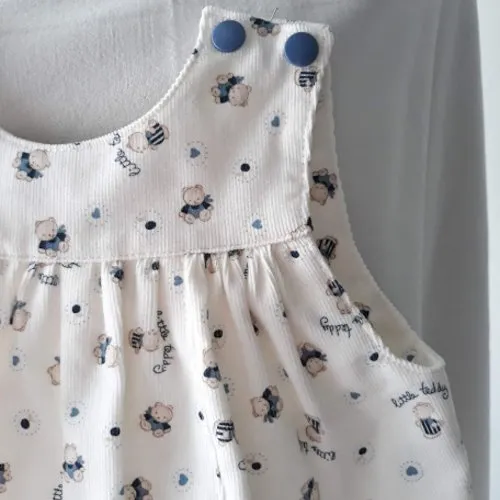 Barboteuse bébé 3/6 mois velours 1000 raies coton oéko-tex blanc cassé motifs petit ours bleus pièce unique fait main