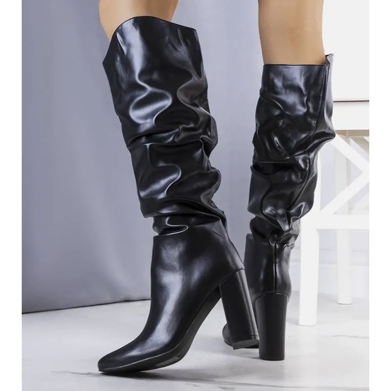 BM Bottes noires de Barbi le noir