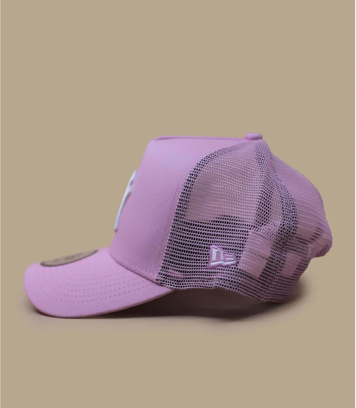 Casquette trucker femme NY  rose - Casquette Trucker League Ess NY pink New Era : Headict