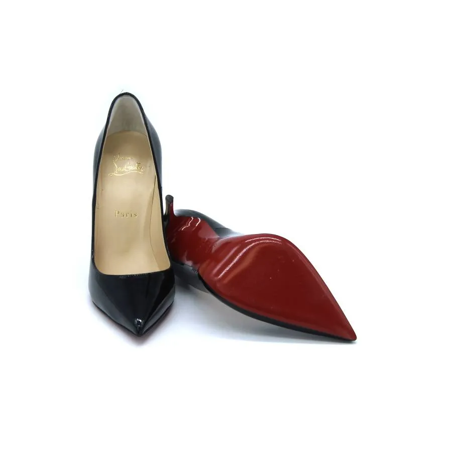 Christian Louboutin Escarpins Christian Louboutin en cuir vernis