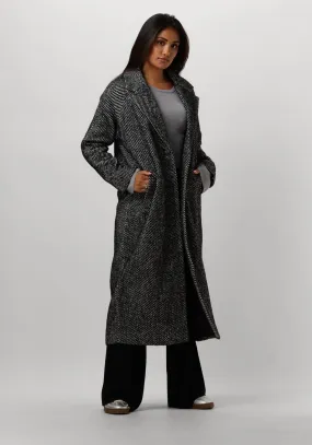 my essential wardrobe manteau maggiemw coat en noir