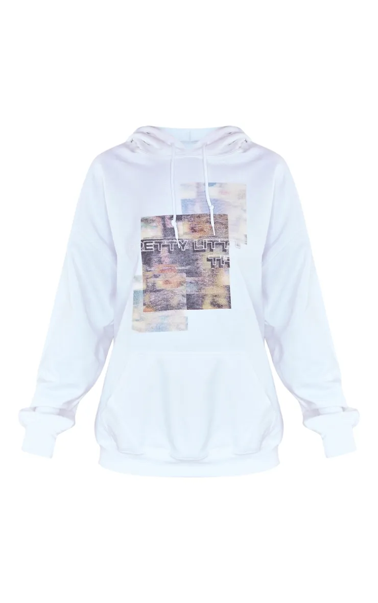 PRETTYLITTLETHING Hoodie blanc à imprimé flouté