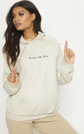 PRETTYLITTLETHING Hoodie oversize sable brodé