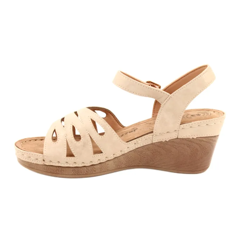 Sandales Femme Comfort On Wedge Jezzi Evento 22SD98-4572 beige d'or