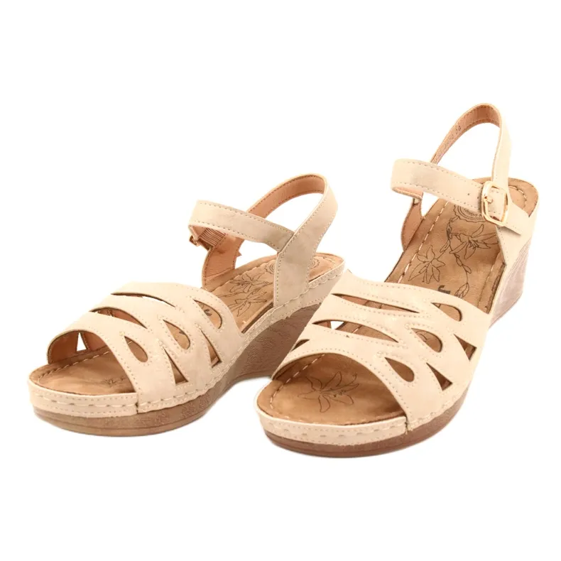 Sandales Femme Comfort On Wedge Jezzi Evento 22SD98-4572 beige d'or